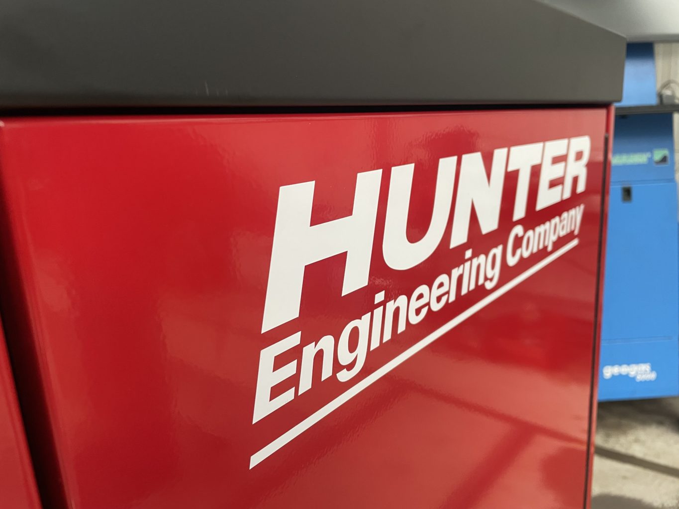Hunter machine with logo